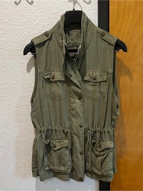 Max jeans Olive Utility Drawstring Waist Vest